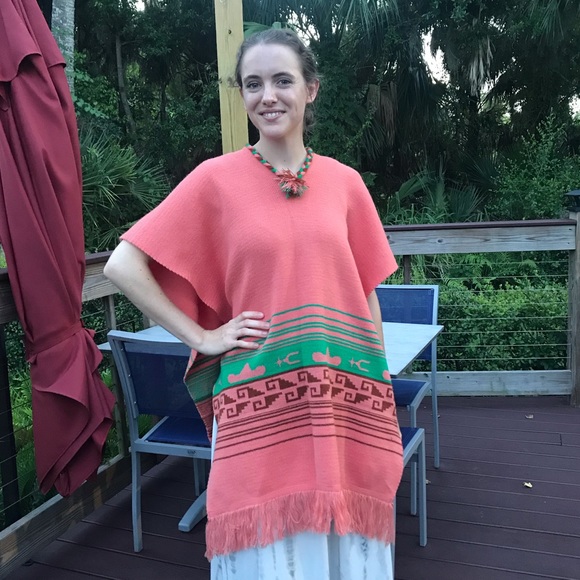 Sweaters - Beautiful Poncho